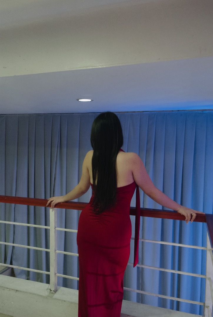 Red Long Evening Dress Halter Neck (Category: Evening dresses & gowns) located in Manila. Submitted by ayoshiko (Listing ID 1470895329, Image 1). Description: size small to semi medium loc: Makati City used once only.