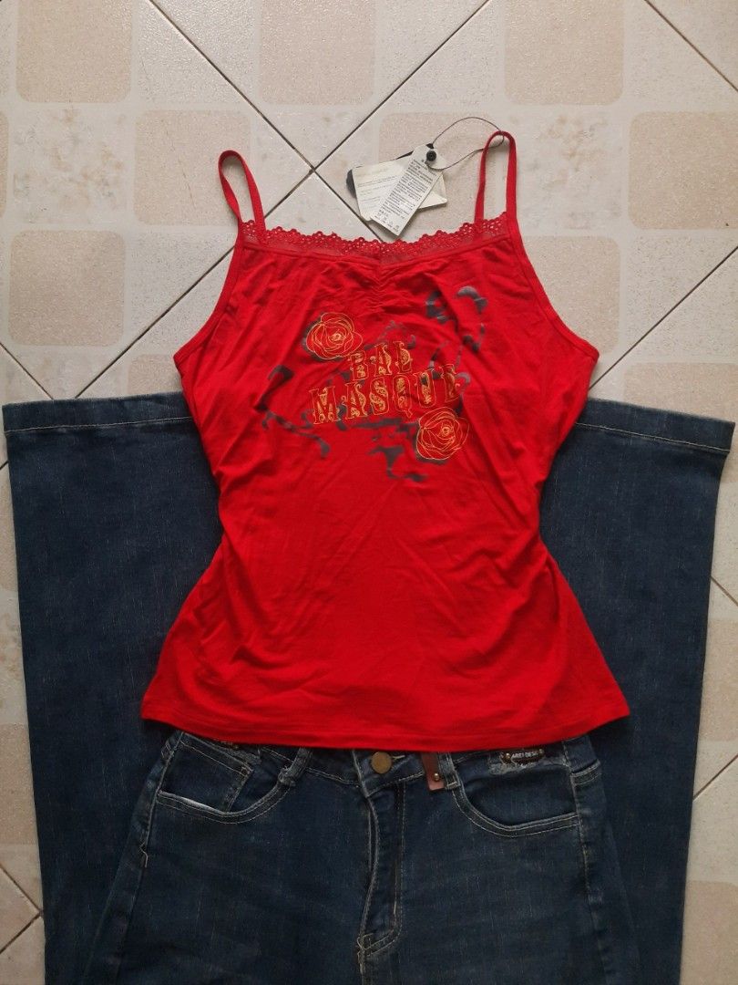 Red vintage cami (Category: Sleeveless) located in Baguio. Submitted by jinriarchives (Listing ID 1470854380, Image 1). Description: size: xs-m.
