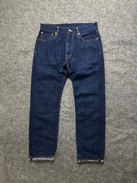 REDWIND SELVEDGE RAW INDIGO DENIM JEANS (Category: Jeans) located in Zamboanga. Submitted by swayporgy (Listing ID 1470876816, Image 2). Description: Size 31 Measurements: (inches) Waist; 16. fit 31 length; 40’ inseam: 29’ thigh; 11.5’ hem; 7’.
