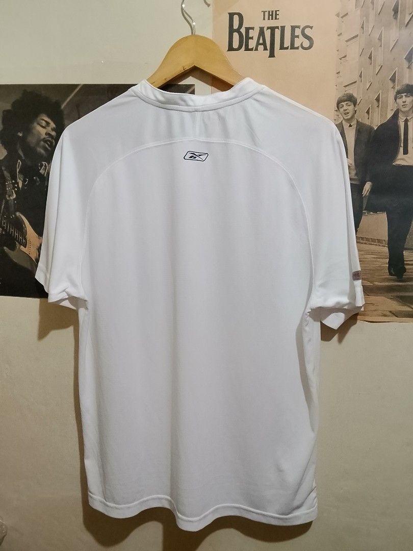 Reebok Play Dry White Athletic Embroid logo (Category: Tshirts & Polo Shirts ) located in Manila. Submitted by emmanlacno47414 (Listing ID 1470750319, Image 2). Description: Best Fit large Width 23 Length 29 No issue/No flaws 9.8/10 Colorate Excellent Condition 650 free ship.