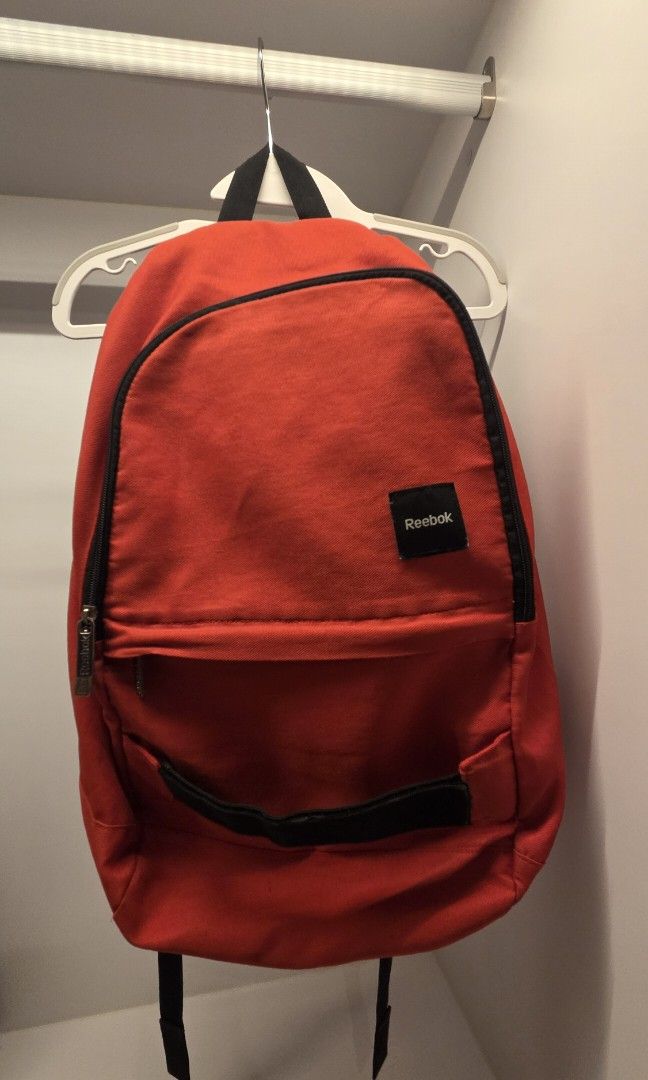 Reebok Red Backpack (Category: Backpacks) located in Mandaluyong City. Submitted by loijiminigo (Listing ID 1470814696, Image 1). Description: .