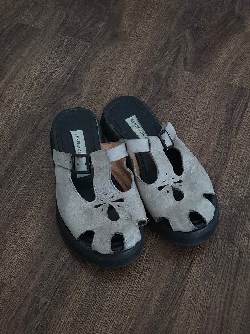 Renegade Folk Figures Chunky Mules (Category: Flats & Sandals) located in Mandaluyong City. Submitted by minimalife_ (Listing ID 1470770387, Image 1). Description: Figures chunky mules in gray Size 10 Well-used, but still wearable :) Selling at a very low pricefor decluttering purposes! .