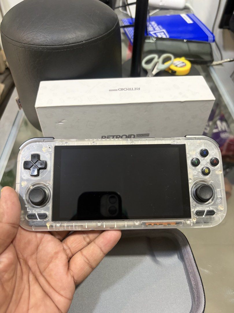 Retroid Pocket 4 Pro (Category: Others) located in Pinamalayan. Submitted by danilotubero08 (Listing ID 1470872061, Image 2). Description: Core Specifications • Processor (CPU): MediaTek Dimensity 1100 (4 x Cortex-A78 at 2.6 GHz + 4 x Cortex-A55 at 2.0 GHz) • Graphics (GPU): Mali-G77 MC9 at 836 MHz • Memory (RAM): 8GB LPDDR4x • Storage: 128GB UFS 3.1 + MicroSD (TF) card slot • Operating System: Android 13 • Display: 4.7-inch IPS touchscreen, 750 