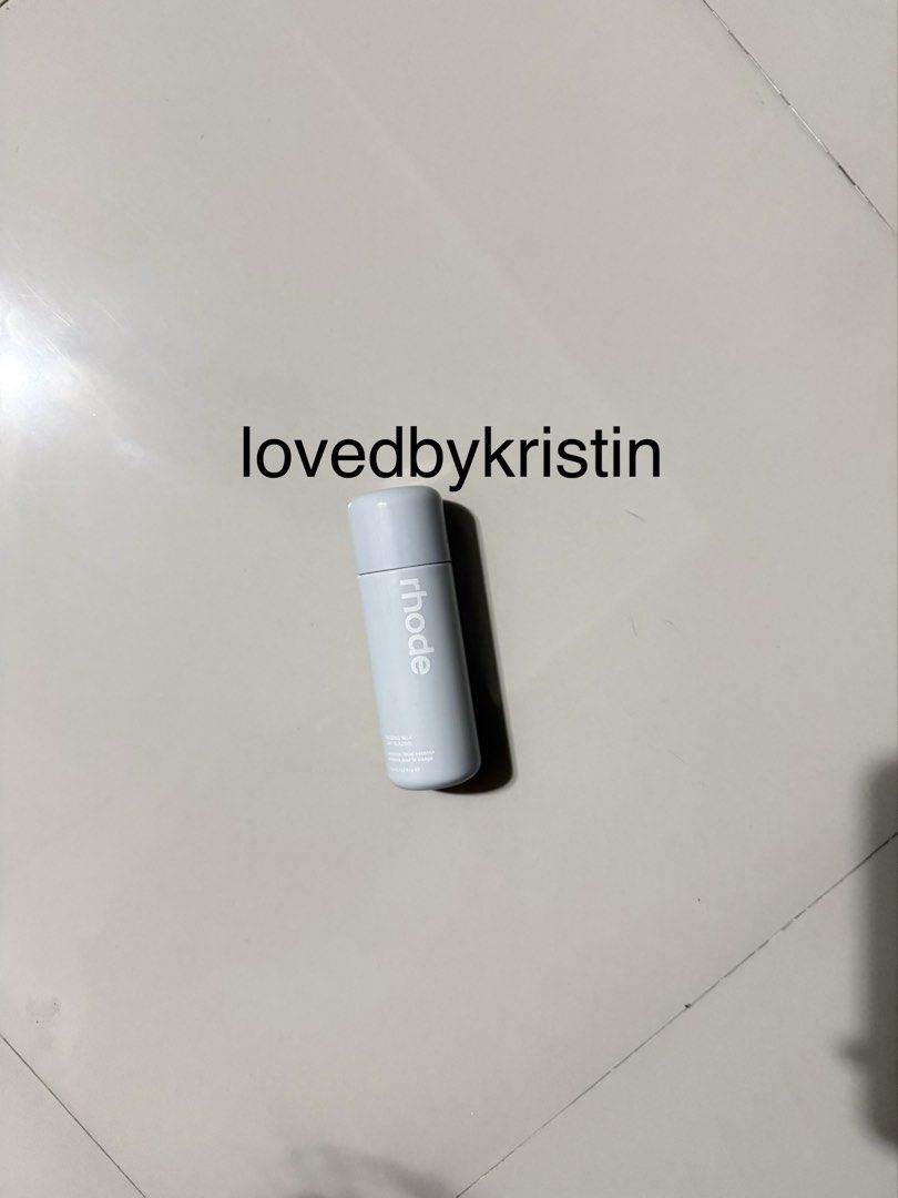 Rhode Glazing Milk (Category: Face Care) located in Las Pinas. Submitted by lovedbykristin (Listing ID 1470857088, Image 1). Description: ୨୧ selling my full-size Rhode Glazing Milk for ₱1,600! 🤍 - good as new! only used 3 times, and I apply very little each time, so barely any product has been used. - no box included. my dad bought it directly from the US! 🇺🇸 - rfs: unfortunately, it doesn’t suit my skin 😞✌️ - help me rehome this! price is sl