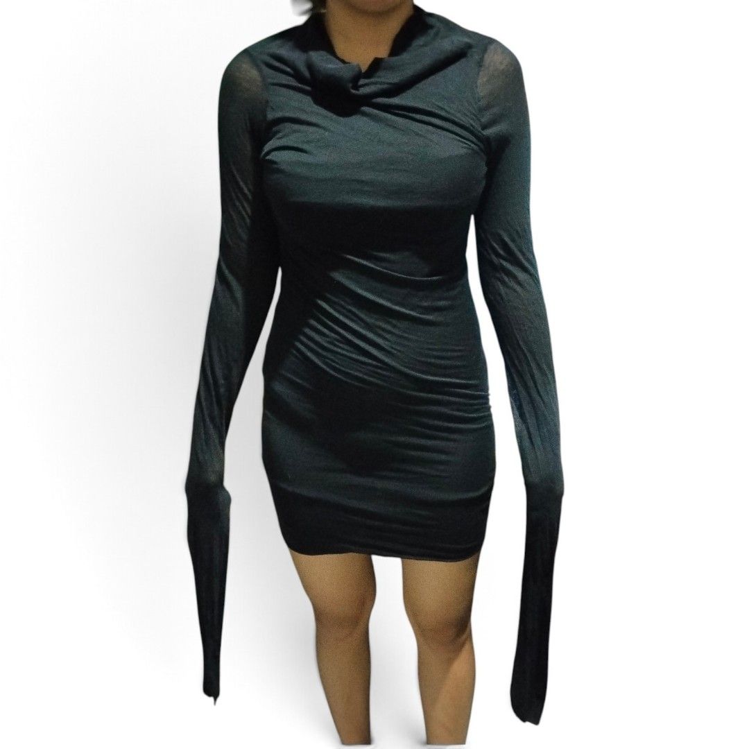 RICK OWENS VICIOUS SS14 (Category: Dresses) located in Cavite. Submitted by realdeal98 (Listing ID 1470899218, Image 3). Description: RICK OWENS VICIOUS SS14 - Guaranteed authentic - Strechable soft cotton material - Like new condition - Mini dress Measurement when Iaid flat (Strechable) 12 inches armpit to armpit 38 inches sleeve 32 inches length 12 inches shoulder to shoulder 8000 shipped via JNT.