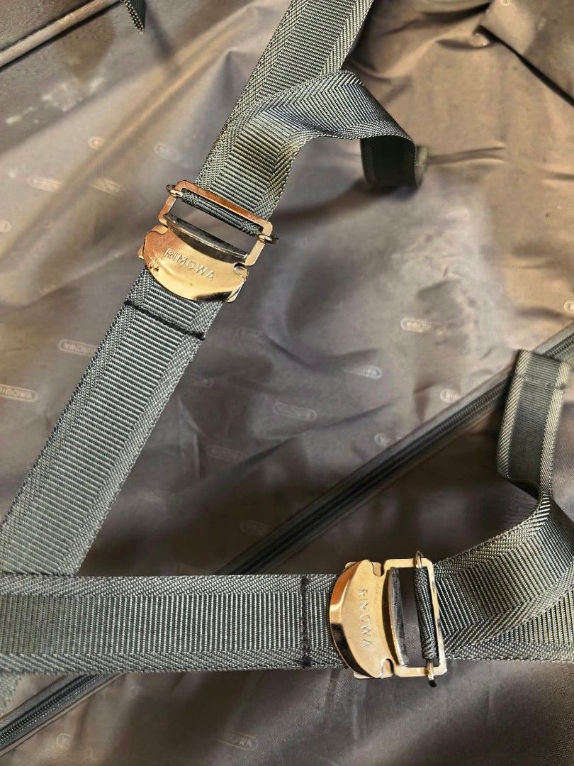 Rimowa Salsa (Category: Luggage) located in Manila. Submitted by jzjapansurplus (Listing ID 1470748258, Image 2). Description: Brand: Rimowa Salsa ✨ Luxury Brand ✅ Extra Large Check luggage ✅ H28" x L19" x D9.5" ✅ Lightweight Body ✅ Heavy Duty Guaranteed ✅ 2 Wheels All smooth ✅ TSA002 Lock with Passcode ⬆️ With Sign of usage scratch only NO Crack Guaranteed 👌.