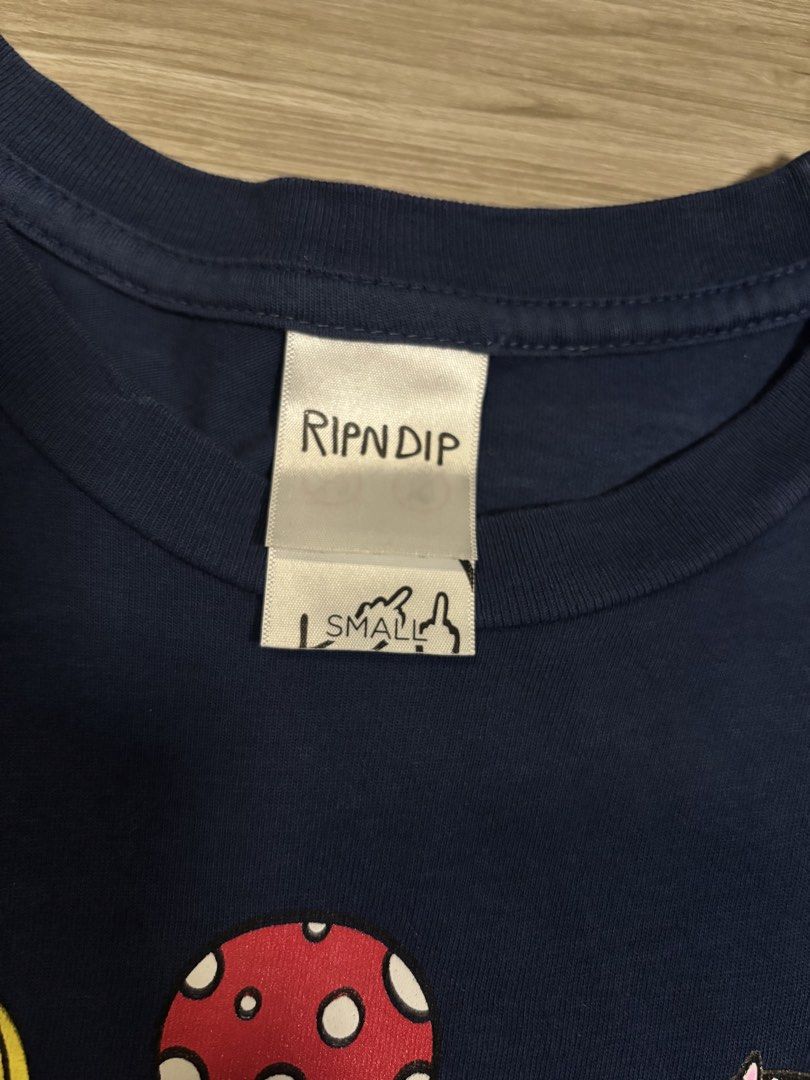 Rip n dip (Category: Tshirts & Polo Shirts ) located in Cavite. Submitted by cesxyyylll (Listing ID 1470861580, Image 3). Description: Small size Like new .