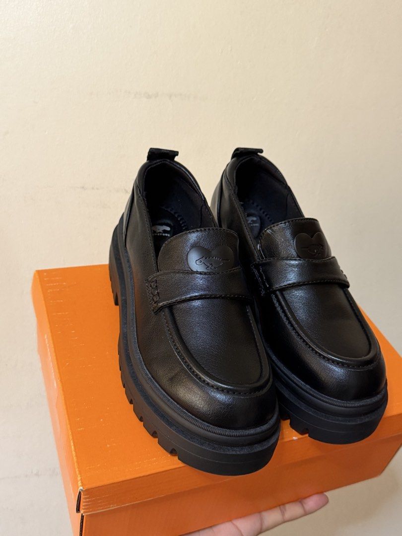 Rocket Dog Platform Loafers (Category: Loafers) located in Quezon City. Submitted by reily25 (Listing ID 1470776005, Image 1). Description: RocketDog Platform Loafers - From US - Still in the best condition PM me for more info or to arrange purchase 🤝.