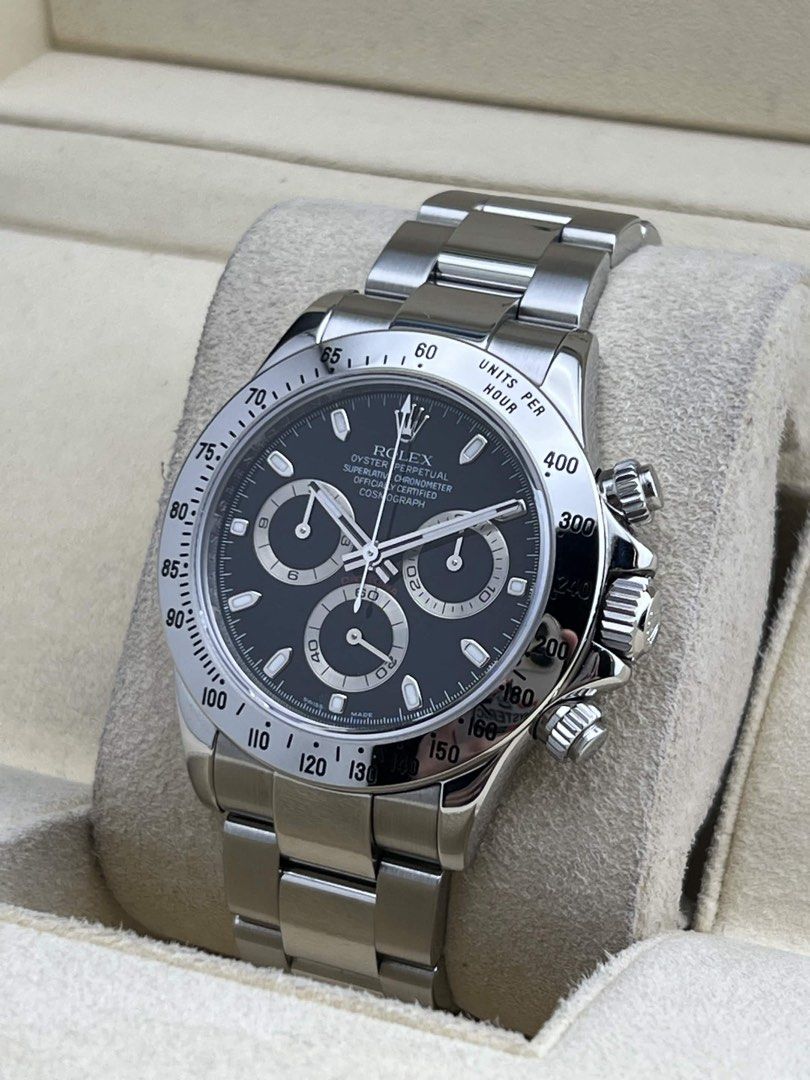 Rolex Daytona Chronograph 40 2007 (Category: Men's Watches) located in Makati City. Submitted by tpx.ph (Listing ID 1470744428, Image 1). Description: Rolex Daytona Chronograph 40 2007 1.260M Cash Price 116520 Good Condition (with Rolex warranty until Feb 2028) Complete Set 📍New World Hotel Makati.