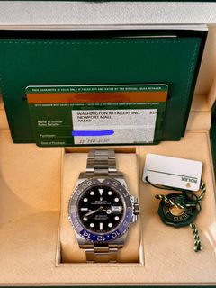(Category: ) located in . Submitted by luxxtimepieces (Listing ID 1470790399, Image 1). Description: .