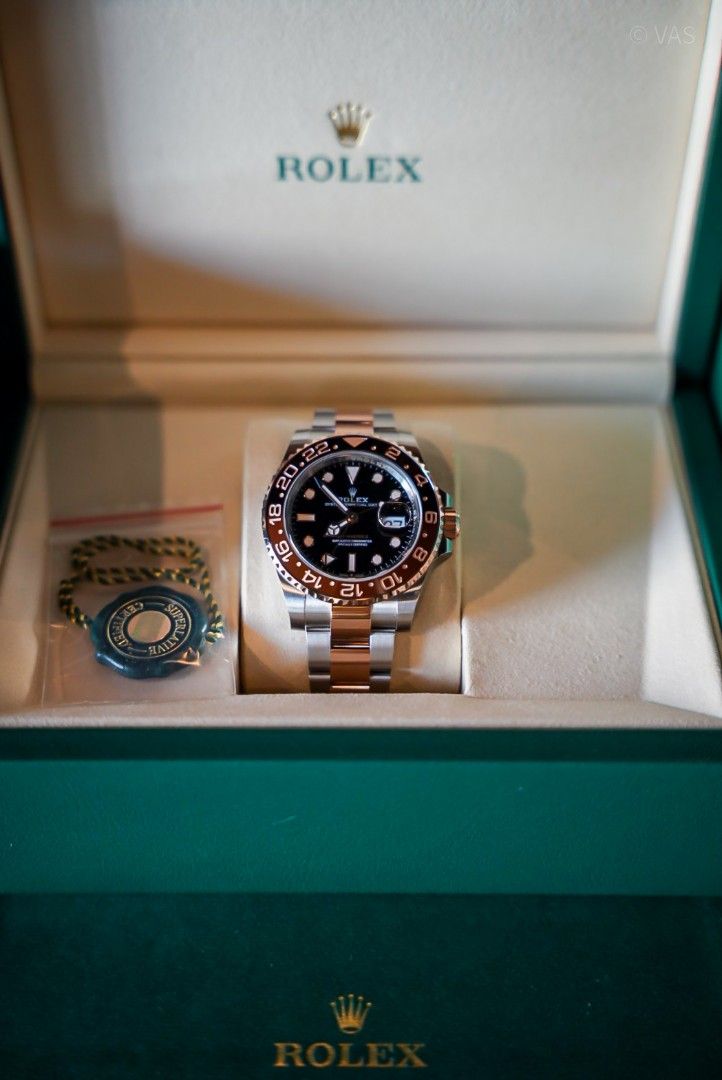 Rolex GMT-Master II Root Beer Everose Rolesor Watch (Category: Luxury Watches) located in Manila. Submitted by donvincenzo (Listing ID 1470770798, Image 1). Description: FOR SALE Brand New 2026 Rolex GMT-Master II "Root Beer" Ref. 126711CHNR Oystersteel and Everose Rolesor Brown/Black Cerachrom Bezel Oyster Bracelet Brand New | Full Set | 2026 Warranty Card Slightly Negotiable Open for Authentication (Buyer's Expense) Serious buyers only DM for i