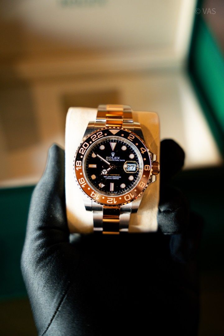 Rolex GMT-Master II Root Beer Everose Rolesor Watch (Category: Luxury Watches) located in Manila. Submitted by donvincenzo (Listing ID 1470770798, Image 2). Description: FOR SALE Brand New 2026 Rolex GMT-Master II "Root Beer" Ref. 126711CHNR Oystersteel and Everose Rolesor Brown/Black Cerachrom Bezel Oyster Bracelet Brand New | Full Set | 2026 Warranty Card Slightly Negotiable Open for Authentication (Buyer's Expense) Serious buyers only DM for i