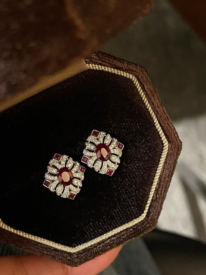 Ruby and natural diamond 18k gold earrings. (Category: Earrings) located in Malolos. Submitted by keenhorse_ef38ab (Listing ID 1470815690, Image 1). Description: Ruby and natural diamond 18k gold earrings. Main red gemstone: 85 points; Natural diamond, 20 points. 7-10days arrival 50% downpayment DM FOR PRICE INQUIRIES PRICE MAY CHANGE WITHOUT PRIOR NOTICE.