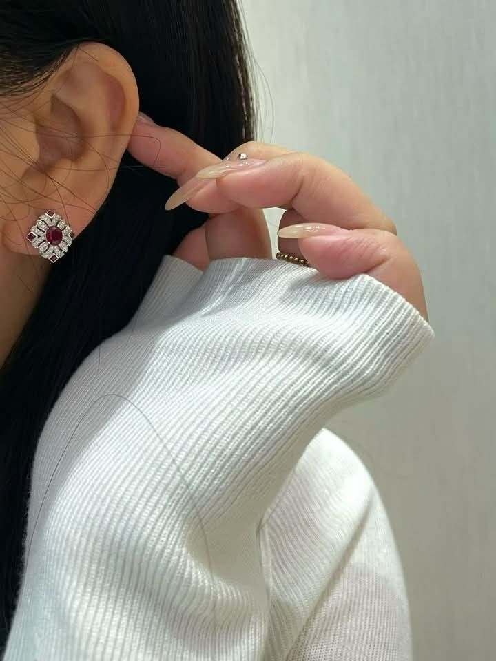 Ruby and natural diamond 18k gold earrings. (Category: Earrings) located in Malolos. Submitted by keenhorse_ef38ab (Listing ID 1470815690, Image 2). Description: Ruby and natural diamond 18k gold earrings. Main red gemstone: 85 points; Natural diamond, 20 points. 7-10days arrival 50% downpayment DM FOR PRICE INQUIRIES PRICE MAY CHANGE WITHOUT PRIOR NOTICE.