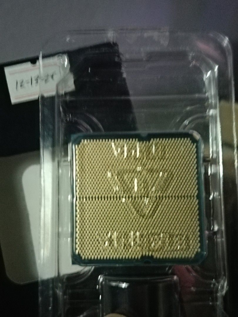 Ryzen 5 9600X AM5 Processor (Category: Computer Parts) located in Quezon City. Submitted by senmaxxing (Listing ID 1470929907, Image 3). Description: Ryzen 5 9600X AM5 Processor Price: 9500 Only Fixed Good as new / No issues Gateway / Farmers Mall Meet ups Cubao Quezon City 📍 Pick up or Delivery will do Can ship nationwide Via LBC.