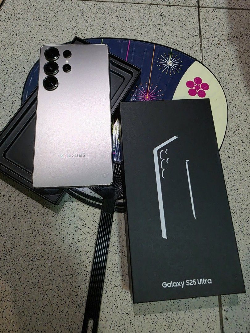 S25 ultra 256gb (Category: Samsung) located in Manila. Submitted by kiroozz (Listing ID 1470869100, Image 2). Description: for sale open for swap s25 ultra 12gb ram 256gb rom open line dual sim ntc approved fully paid not financed unit no issue or repair ready to use box case cord unit.