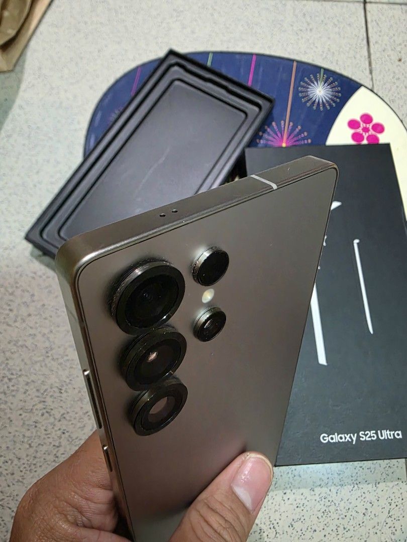 S25 ultra 256gb (Category: Samsung) located in Manila. Submitted by kiroozz (Listing ID 1470869100, Image 3). Description: for sale open for swap s25 ultra 12gb ram 256gb rom open line dual sim ntc approved fully paid not financed unit no issue or repair ready to use box case cord unit.