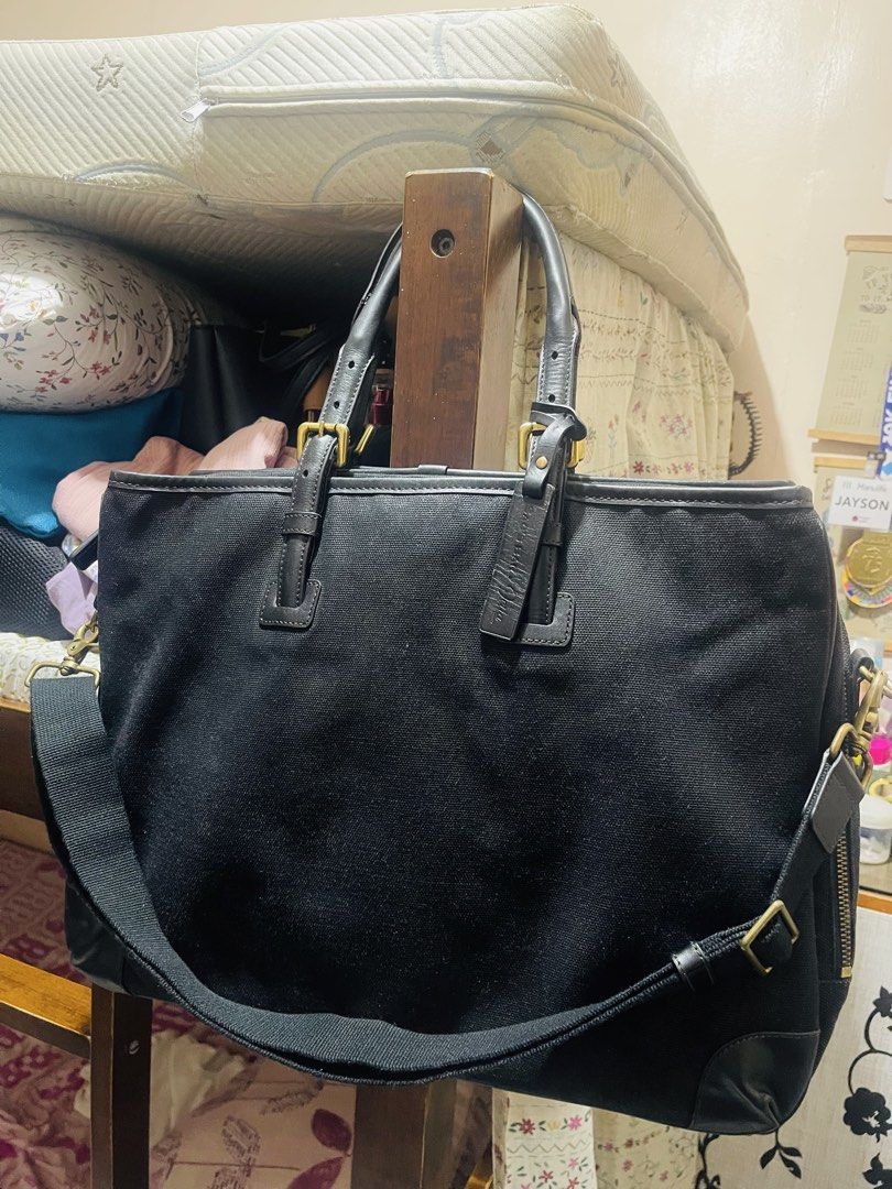Sac’s Bar Laptop Bag - Japan (Category: Briefcases) located in Quezon City. Submitted by zealfalcon_bf757d (Listing ID 1470837585, Image 3). Description: Sac’s Bar (サックスバー) is a well-known Japanese specialty fashion bag and small goods retailer that offers exclusive collaborative and private-label laptop bags, briefcases, and 3-way travel packs in partnership with major brands Features a high-density polyester build with a Teflon finish for a sle