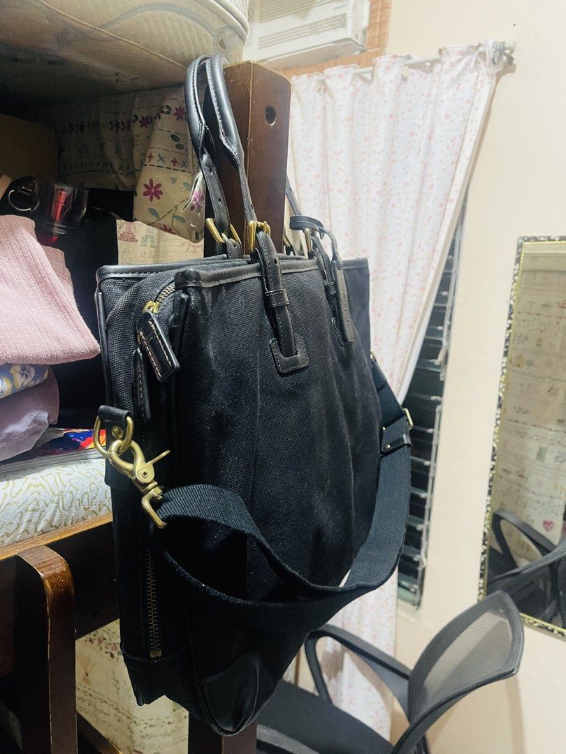 Sac’s Bar Laptop Bag - Japan (Category: Briefcases) located in Quezon City. Submitted by zealfalcon_bf757d (Listing ID 1470837585, Image 2). Description: Sac’s Bar (サックスバー) is a well-known Japanese specialty fashion bag and small goods retailer that offers exclusive collaborative and private-label laptop bags, briefcases, and 3-way travel packs in partnership with major brands Features a high-density polyester build with a Teflon finish for a sle