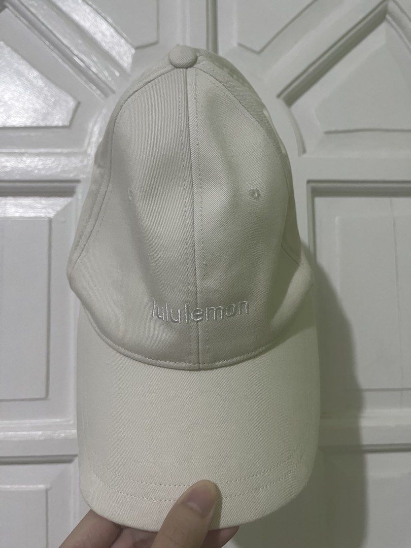 ‼️SALE‼️ Lululemon Cap (Category: Hats & Beanies) located in Taguig. Submitted by k.clovel (Listing ID 1470817286, Image 1). Description: Item would be coming from Isabela, 2-3 days eta to MM. Sf is 75-150 thru j&t..