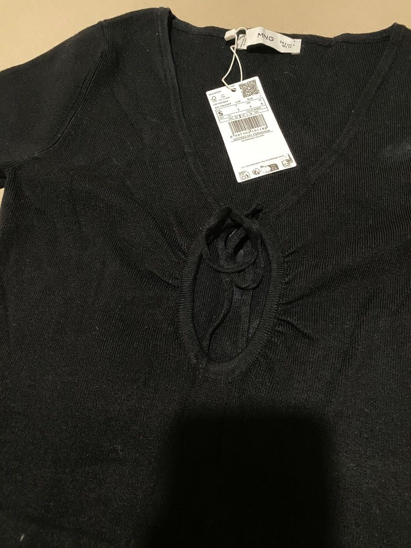 SALE! MANGO Black Dress (Category: Dresses) located in Manila. Submitted by chelsea0307 (Listing ID 1470784083, Image 2). Description: RFS. decluttering Bought in US. Brand new with tag. If interested message me. Location Manila area. .
