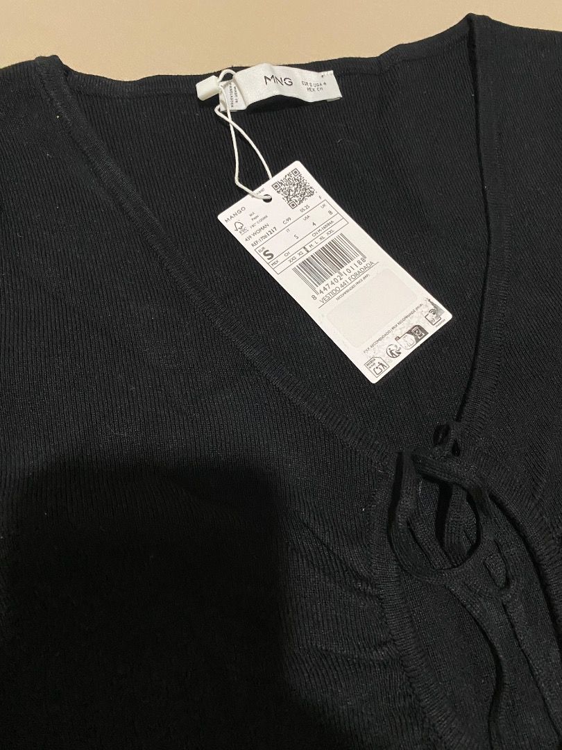 SALE! MANGO Black Dress (Category: Dresses) located in Manila. Submitted by chelsea0307 (Listing ID 1470784083, Image 3). Description: RFS. decluttering Bought in US. Brand new with tag. If interested message me. Location Manila area. .