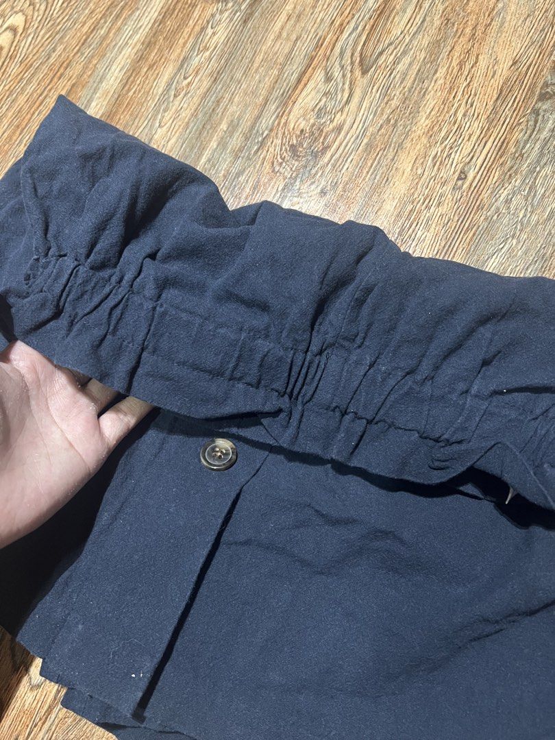 SALE‼️GU Skort (Category: Other Bottoms) located in San Jose del Monte. Submitted by senorita_wella (Listing ID 1470749074, Image 3). Description: .