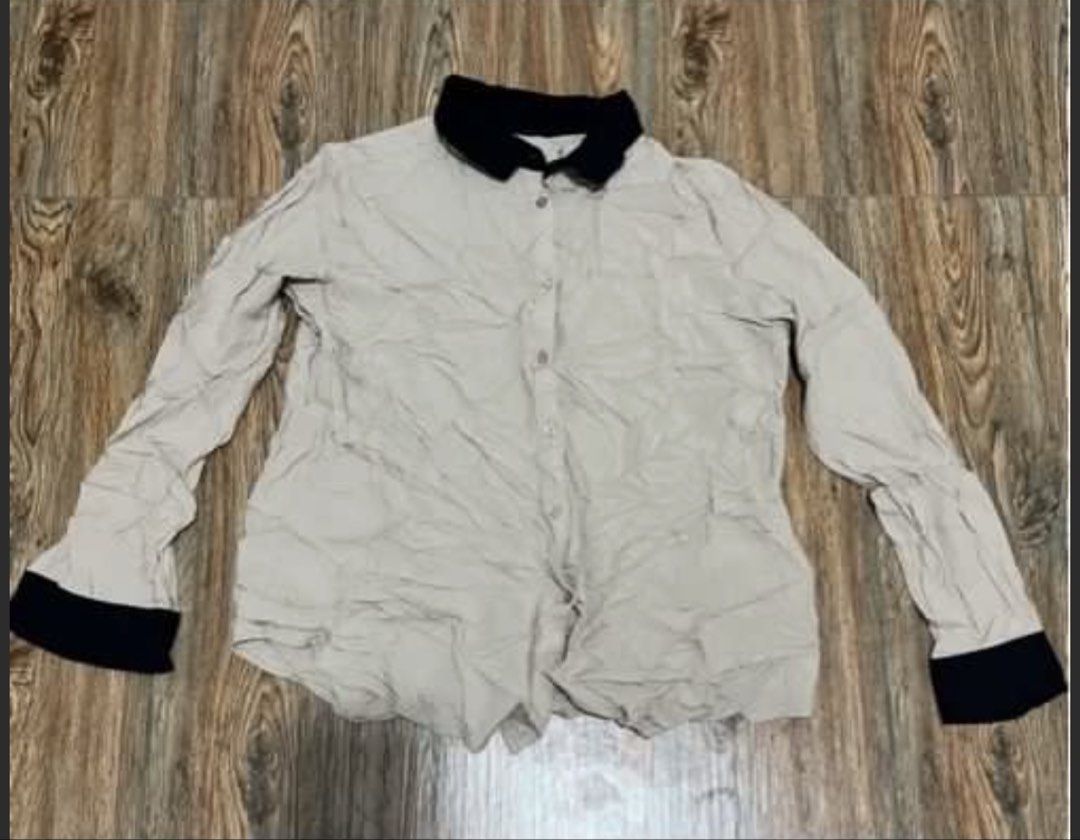SALE‼️UNIQLO rayon (Category: Longsleeves) located in San Jose del Monte. Submitted by senorita_wella (Listing ID 1470838135, Image 2). Description: .