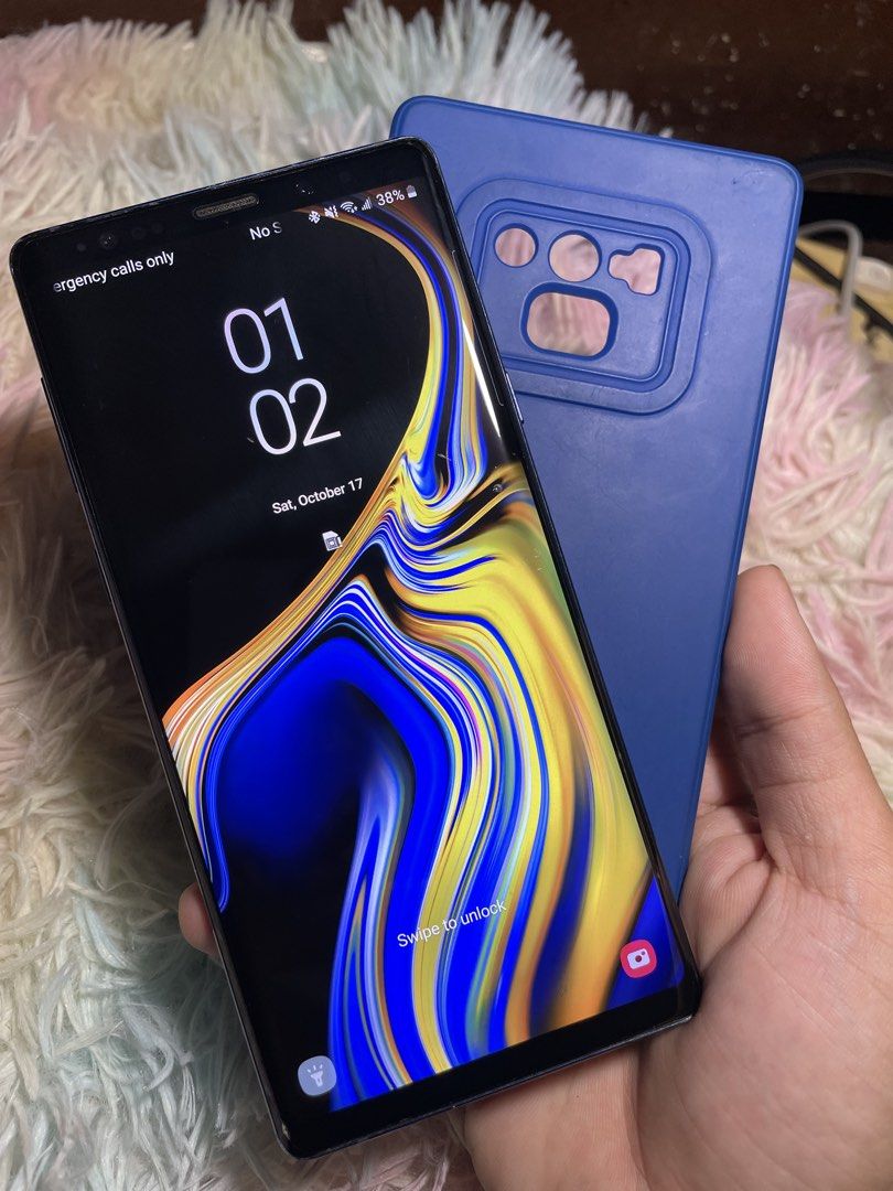 Straight swap Samsung note 9 6/128gb (Category: Samsung) located in Manila. Submitted by atomica.14 (Listing ID 1470806917, Image 2). Description: ‼️US Variant (Wi-Fi use)‼️ Open for swapping much prefer straight lang offer lang kayo. ✅Snapdragon 845 flagship chipset ✅Good for samsung dex ✅super amoled screen 2k resolution 6.4 curve screen ✅12mp dual camera 2x telephoto IOS ✅Original all parts Prestine condition with very mild scratches lang sa s