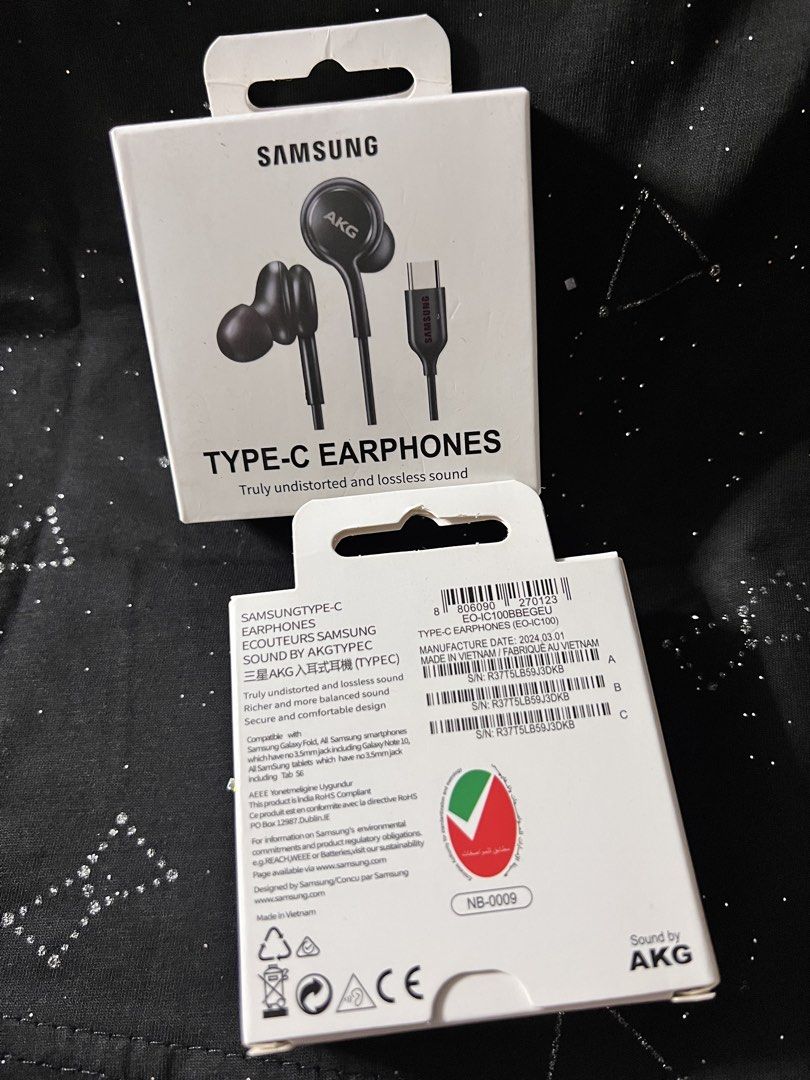 SAMSUNG TYPE-C EARPHONE (Category: Earphones) located in Manila. Submitted by as_onlineshop11 (Listing ID 1470883039, Image 1). Description: .