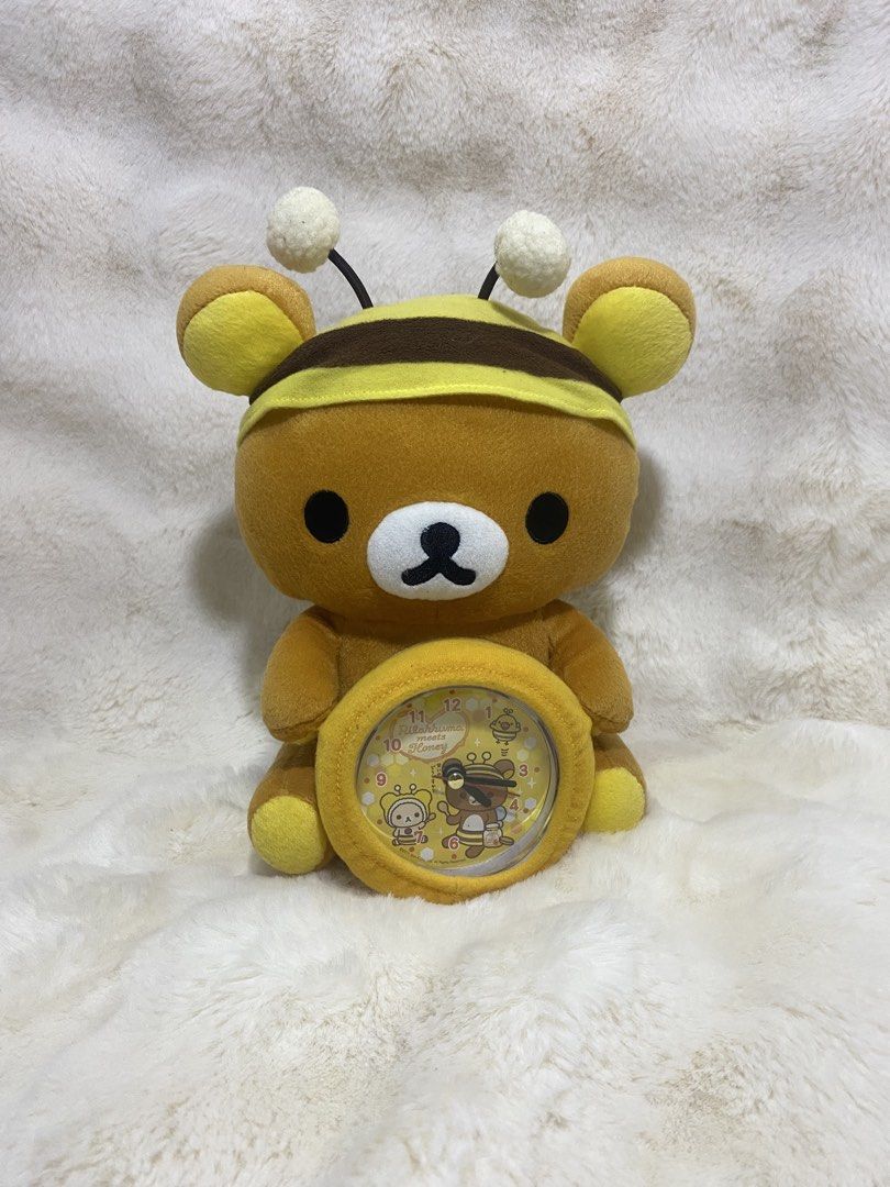 San-X Rilakkuma honey bee plush desk clock (Category: Plushies & Soft Toys) located in Kalibo. Submitted by ollie_stuffshop (Listing ID 1470904983, Image 1). Description: 28cm x 20cm Before you send your inquiries: ❗️Last Price is already posted ❗️Manage your expectations, WYSIWYG ❗️May need washing ❗️Dropoff is every Wednesday & Sunday - Tested and working.