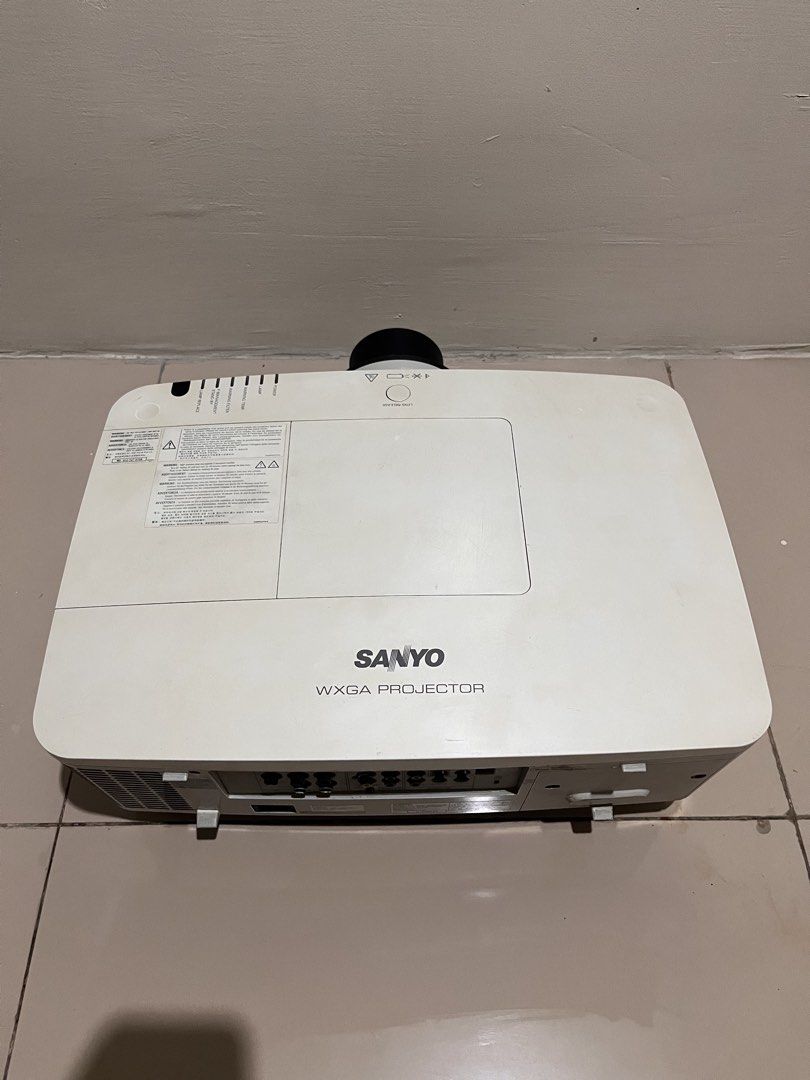 Sanyo WXGA(PLC-WM4500) Multimedia Projector (Category: Projectors) located in Cavite. Submitted by pesobill (Listing ID 1470928710, Image 2). Description: Working Need to replace Lamp Burned Out Naic Location PickUp/Lalamove.