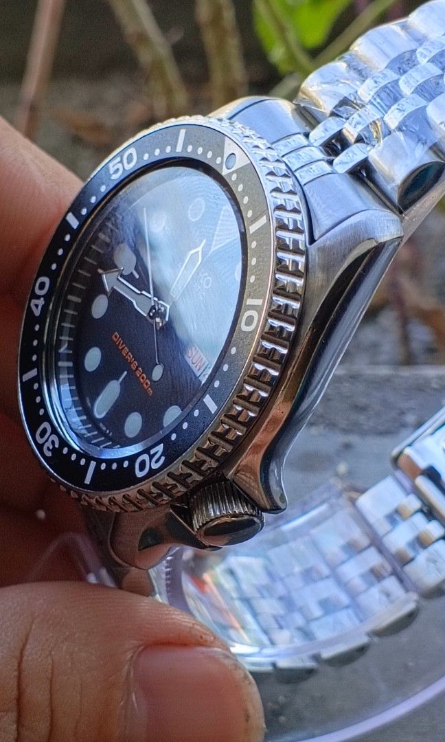 Seiko skx007 (Category: Luxury Watches) located in Calamba. Submitted by cleverstone_9d3e9d (Listing ID 1470748231, Image 2). Description: Seiko skx 007 new overhaul buffing and new original bezel insert.