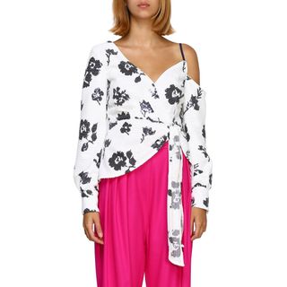 (Category: ) located in . Submitted by winterclothes.ph (Listing ID 1470757971, Image 1). Description: .