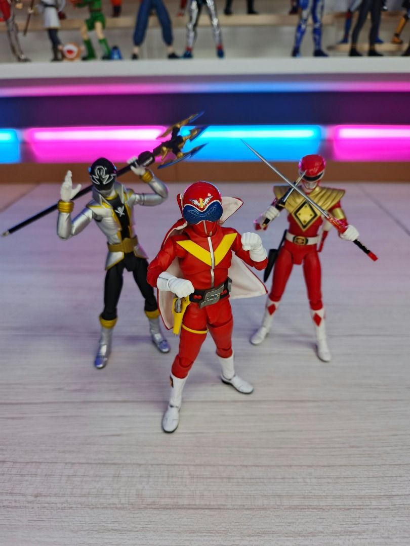 SH Figuarts Super Sentai Set (Category: Action & Battle Toys) located in Pasig City. Submitted by tokurenjaa (Listing ID 1470788082, Image 1). Description: SH Figuarts Super Sentai Set - SHF Himitsu Sentai Goranger Akaranger Shinkocchou Seihou 50th Anniv Ed (complete, BIB) = P5,500 - SHF Kyōryū Sentai Zyuranger Armed TyrannoRanger (broken part, as seen in pic) = P3,000 - SHF Kaizoku Sentai Gokaiger Gokai Silver (complete, BIB) = P2,500 [SOLD] TAK