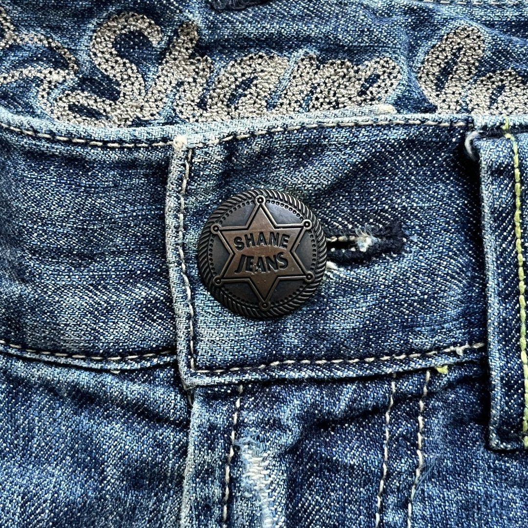 Shane Jeans Denim Cargo Jorts (Category: Shorts) located in Los Banos. Submitted by theoldgoods_ (Listing ID 1470781447, Image 3). Description: Shane Jeans Denim Cargo Jorts W: 32 inches L: 23.5 inches Leg opening: 10.5 inches 550 pesos (free shipping nationwide) MOP: Gcash (payment first) 📍Los Baños, Laguna.