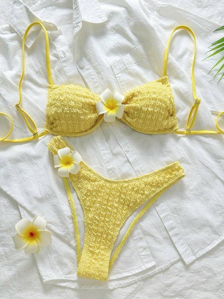 Shein Flower Bikini (Yellow) (Category: Bikinis & Swimsuits) located in Pasig City. Submitted by aa_preloved07 (Listing ID 1470819933, Image 1). Description: - Can send WW & Actual Pic - Used twice - Good As new -Price Negotiable.