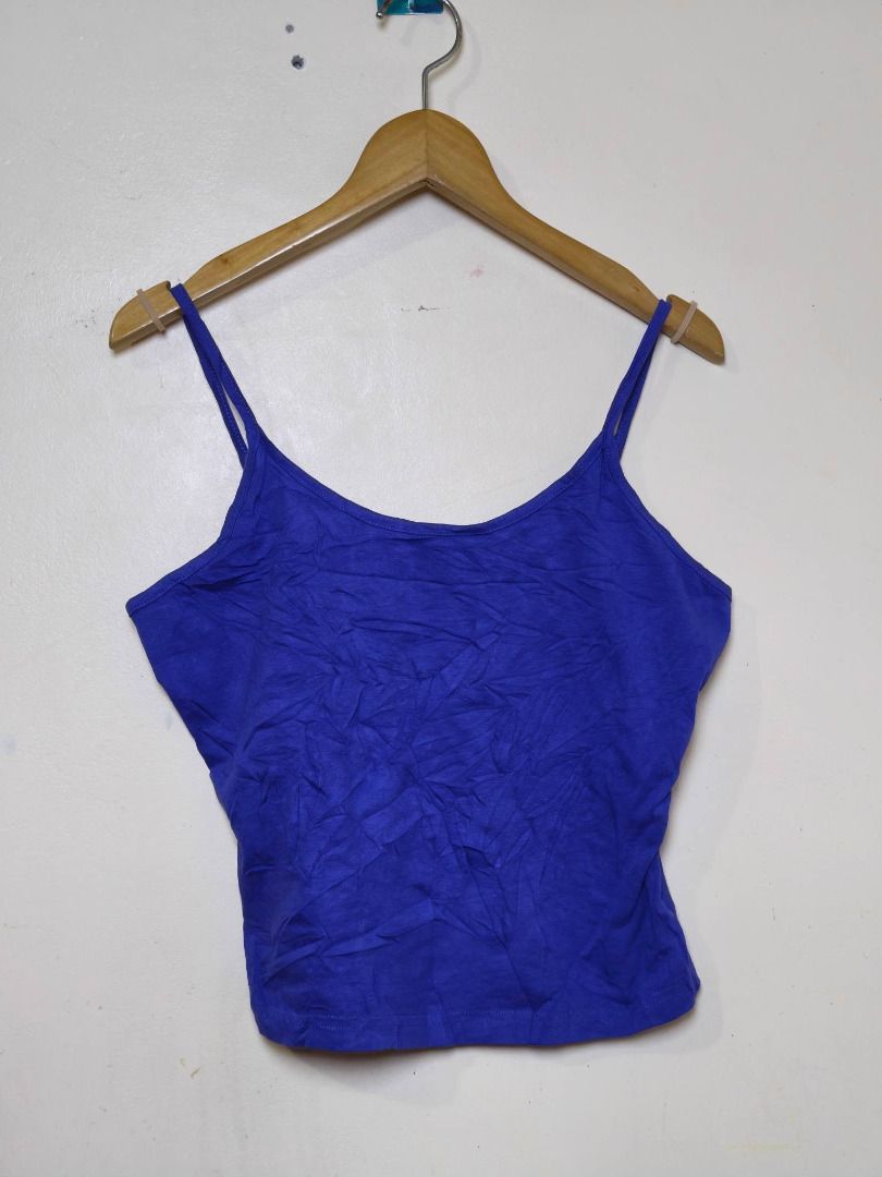 SHEIN Petite Basic Cami Top (Royal Blue / Size M) (Category: Sleeveless) located in Morong. Submitted by katiesmodernthrift (Listing ID 1470898714, Image 3). Description: 💙 SHEIN Petite Basic Cami Top (Royal Blue / Size M) Description: Add a pop of color to your daily fit! ✨ Authentic SHEIN Petite solid camisole top in a striking vibrant royal blue. Super stretchy, soft, and breathable fabric (95% cotton) perfect for the local weather. • Brand: 