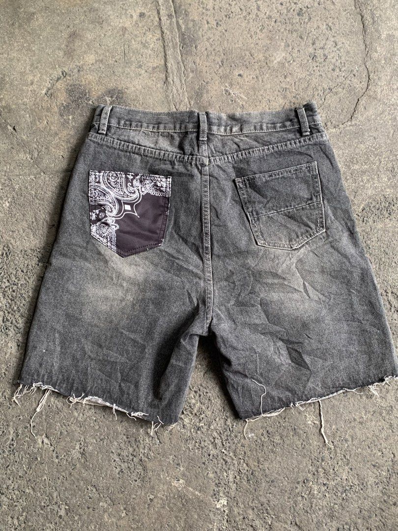 Shorts (Category: Shorts) located in Rodriguez. Submitted by jmtoungas (Listing ID 1470755245, Image 2). Description: .