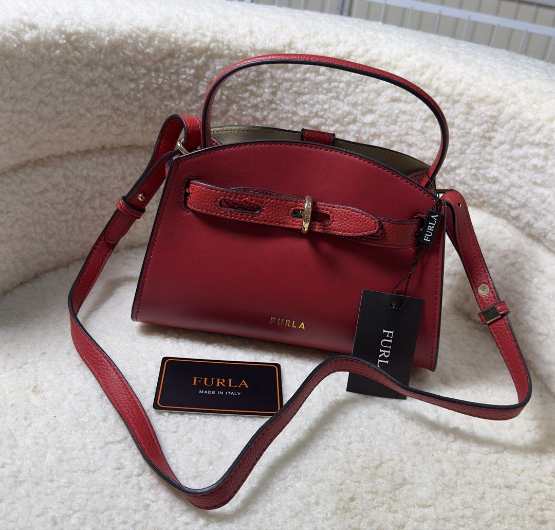 Shoulder Bag adjustable furlang (Category: Shoulder Bags) located in Binmaley. Submitted by amayscollections (Listing ID 1470829657, Image 1). Description: Sale ogqual furlang sobrang fanda nyan in person for only ₱650+sf payment first ₱720+sf cash on delivery 📍pangasinan We ship nationwide po🚚.