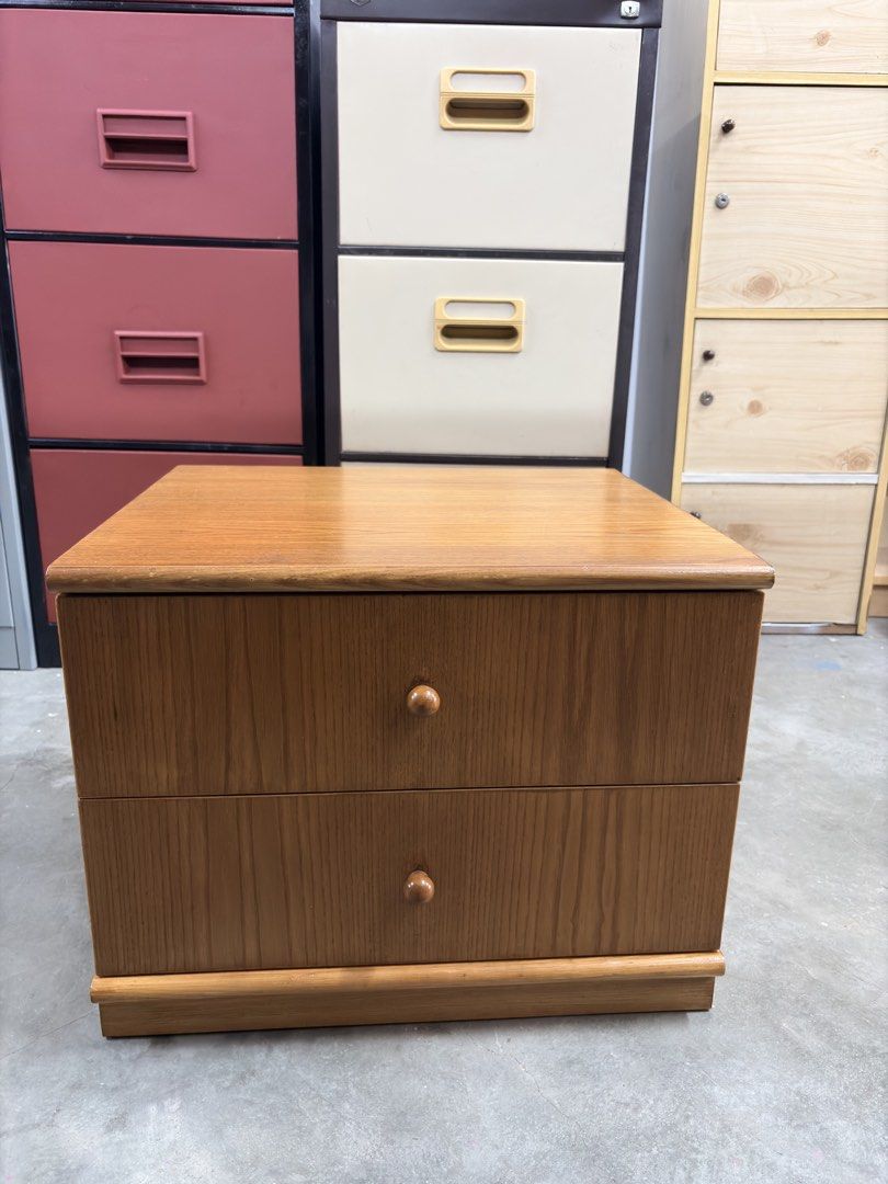 side table (Category: Other Home Decor) located in Kajang. Submitted by goodsdmy_secondhandshop (Listing ID 1470822957, Image 1). Description: barang secondhand. condition masih okay. as is barang self pickup taman bukit mewah sahaja. delivery boleh arrange lalamove .