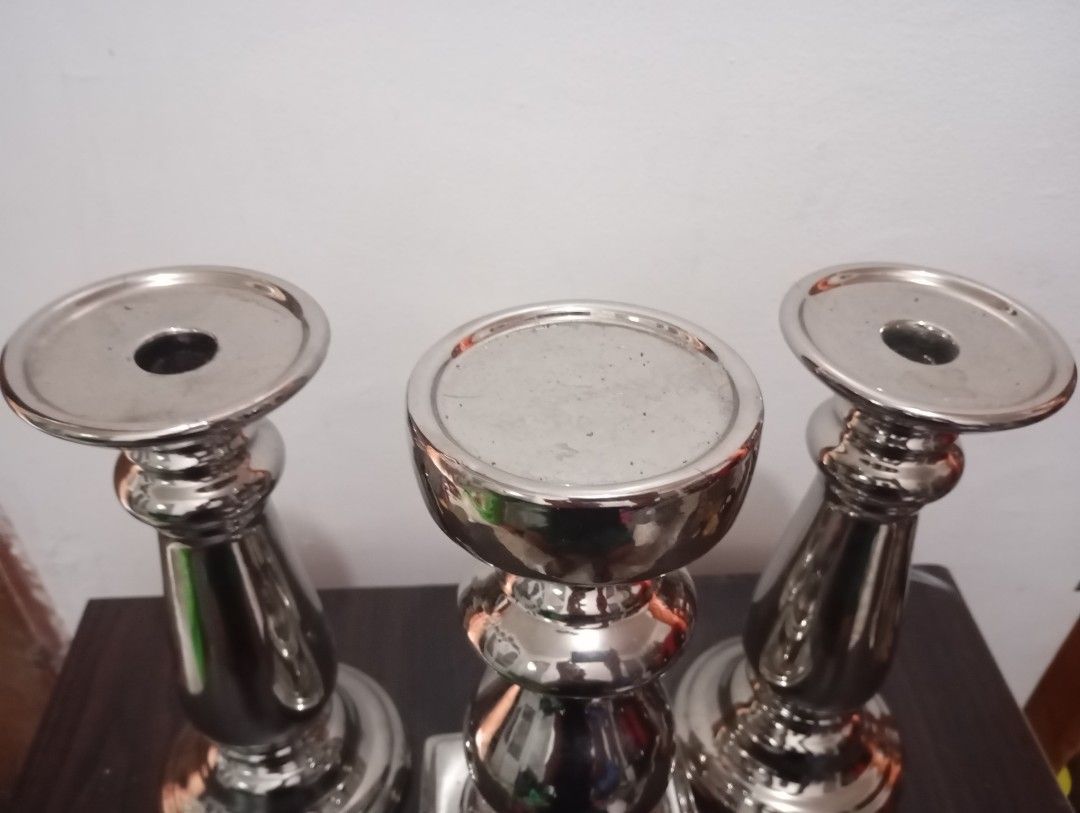 Silver porcelain candle holder (Category: Vases & Decorative Bowls) located in Las Pinas. Submitted by quick_deals_great_finds2 (Listing ID 1470828471, Image 2). Description: Good condition 11 inches tall.