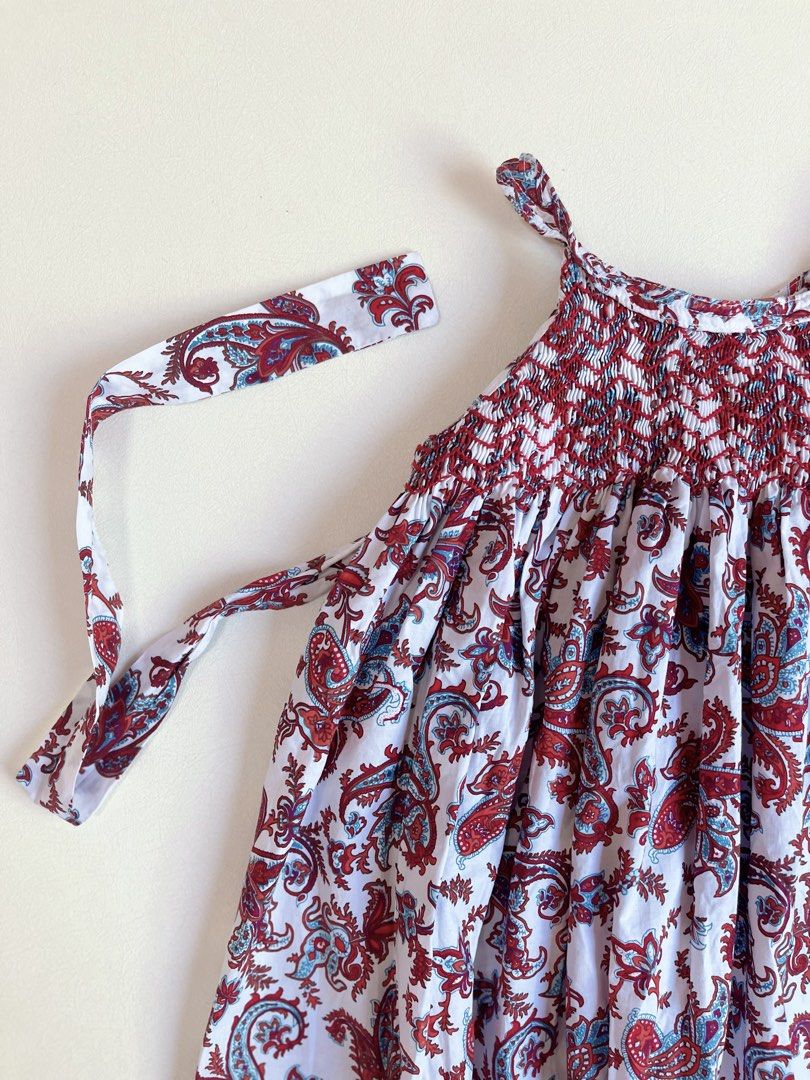 Simple Smocked Dress 3-4 Y (Category: Babies & Kids Fashion) located in Bayombong. Submitted by whimsystuff (Listing ID 1470818747, Image 2). Description: Simple Smocked Paisley Print Dress 3-4 Y Brand new tie-back. perfect for summer P 450.