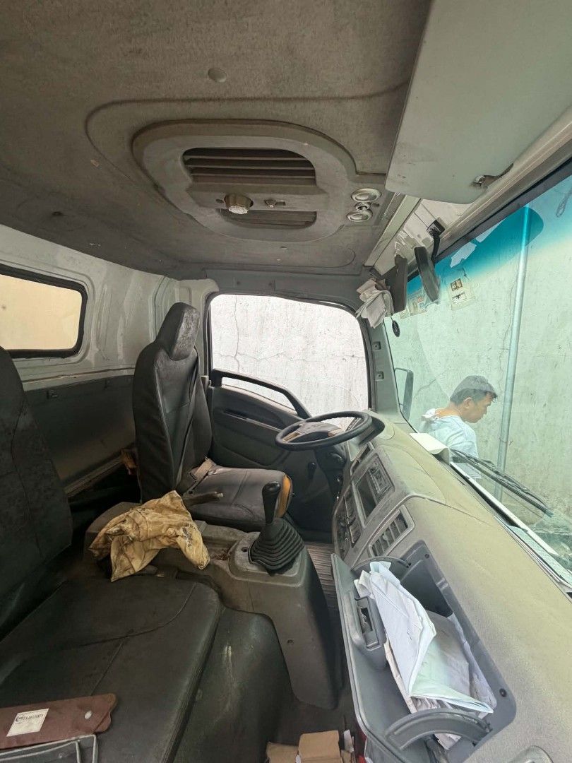 Sino truck closevan (Category: Heavy Vehicles) located in Antipolo. Submitted by april_09 (Listing ID 1470751735, Image 2). Description: SINO TRUCK CLOSED VAN 10ft Single tire year model 18,19,20,21 halos bago pa avail na kayo 09679866361 location:Malate Manila.