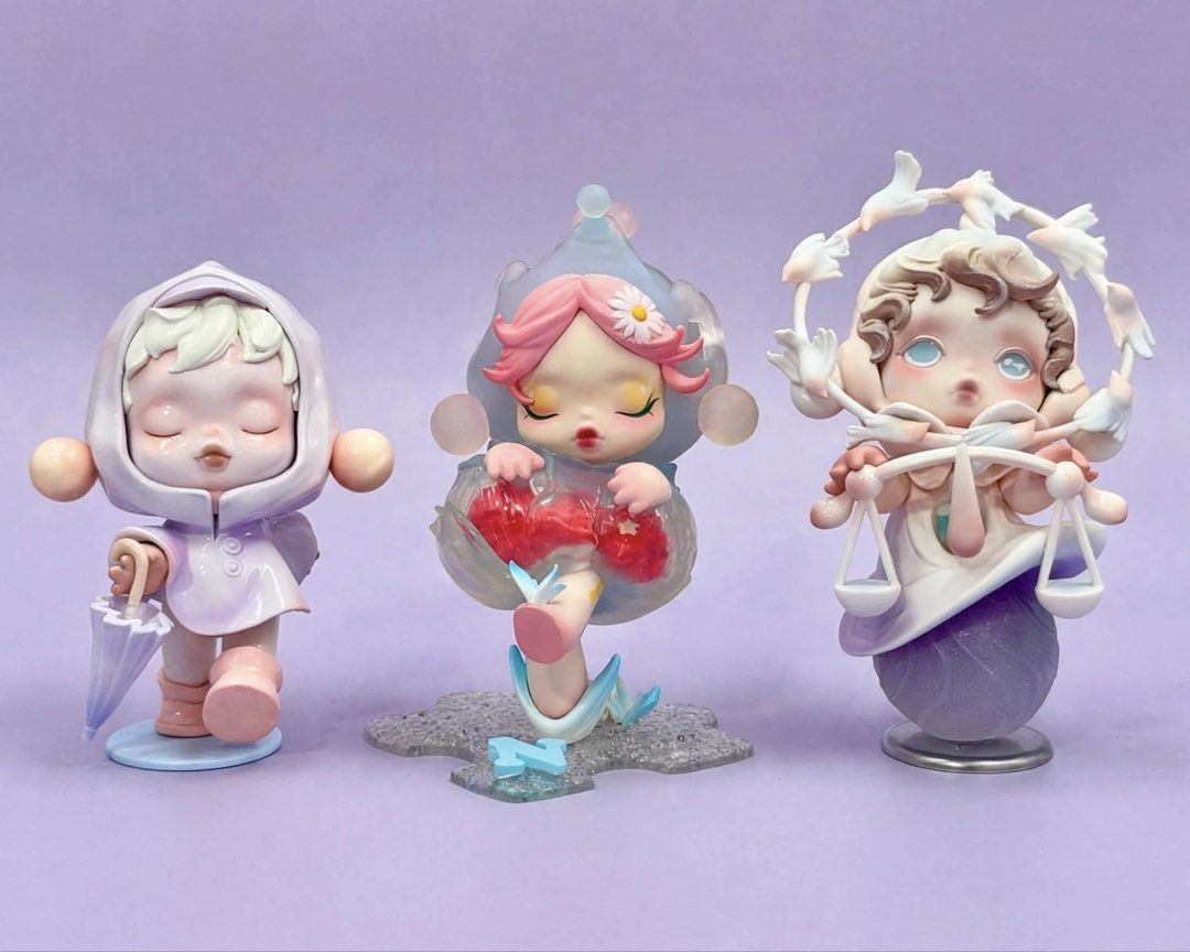 SKULLPANDA Set 1 (Category: Designer & Blind Box Toys) located in Quezon City. Submitted by rbornay (Listing ID 1470916249, Image 1). Description: - figure and card ONLY Figures: 1. Navigating in Dew 2. The Asymmetrical Balance 3. The Raining Day 📍Kamias, QC (near Cubao/Kamuning).