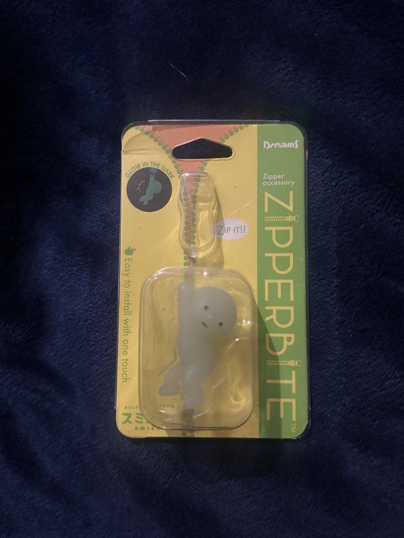 Smiski Zipper Bite (Category: Designer & Blind Box Toys) located in Caloocan City. Submitted by heraki (Listing ID 1470799263, Image 1). Description: dm for more inquiries :).