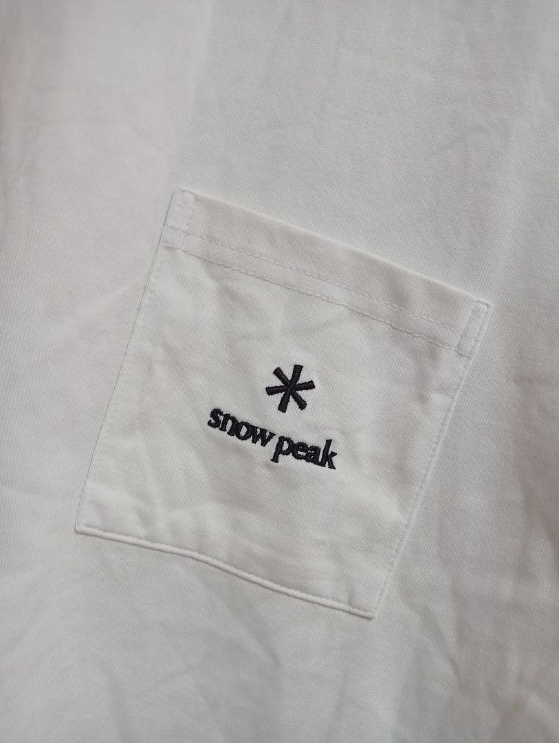 Snow Peak (Category: Activewear) located in Manila. Submitted by mariacafra0420 (Listing ID 1470849916, Image 3). Description: Snow Peak - Urban Research Doors Pocket Tee 🏷️ Size large Width 23 Lenght 28 No issue 850 📌 Meet-up / Lalamove ✅ Add sf pag malayo ✅ Gcash payment ✅ J&T courier ✅ No COD / COP ❎ Cabuyao laguna location Dm 📩.