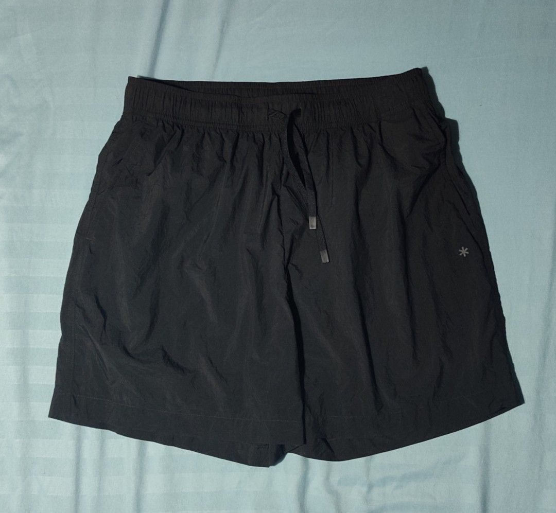 SNOWPEAK WOVEN SHORT (Category: Shorts) located in Pagadian. Submitted by miraculouspat (Listing ID 1470854713, Image 3). Description: L 15.5 W 28 AUTHENTIC NO ISSUE.