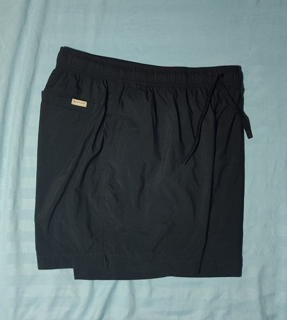 SNOWPEAK WOVEN SHORT (Category: Shorts) located in Pagadian. Submitted by miraculouspat (Listing ID 1470854713, Image 2). Description: L 15.5 W 28 AUTHENTIC NO ISSUE.