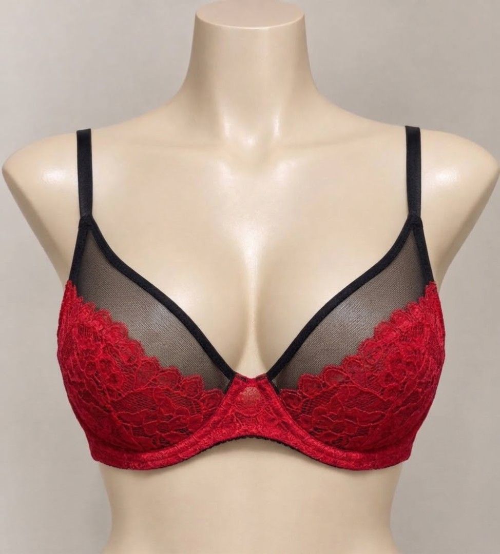 Soma lace bra (Category: Undergarments & Loungewear) located in Mandaluyong City. Submitted by bisou_ph2 (Listing ID 1470832472, Image 1). Description: authentic 34c-36b very good condition no pads open for pick up, shipping, lalamove.